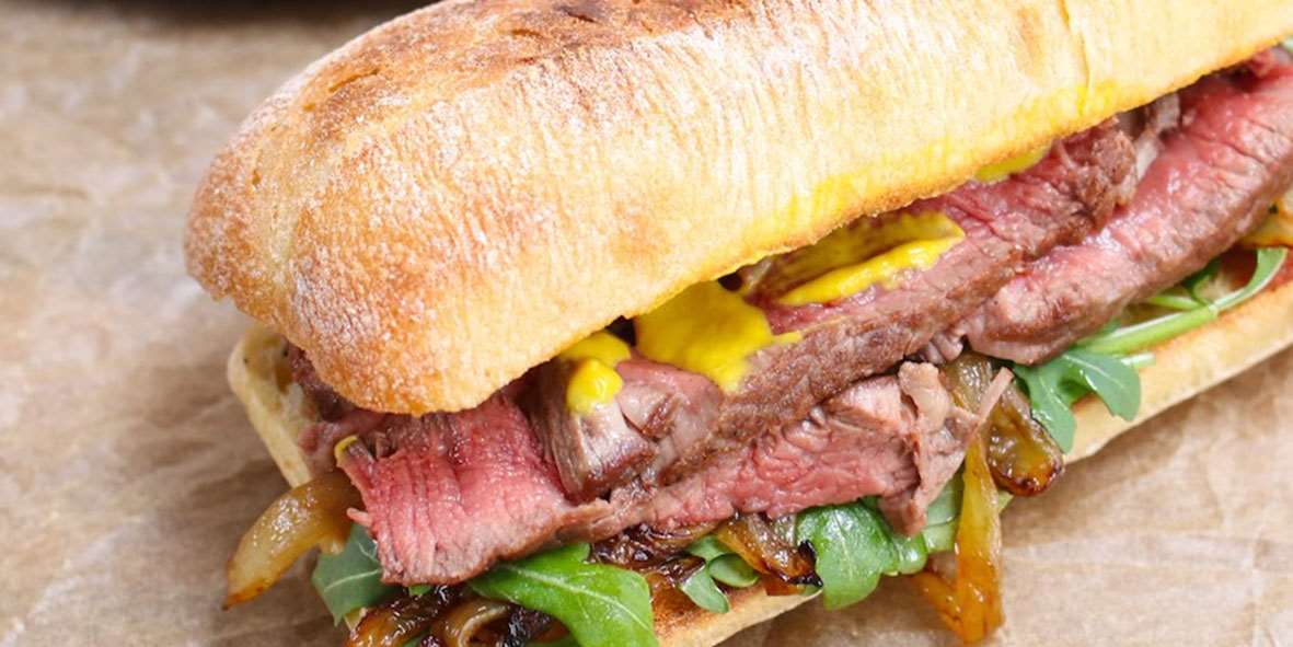 steakhousesandwich_hos dueodde diner & steakhouse i Dueodde